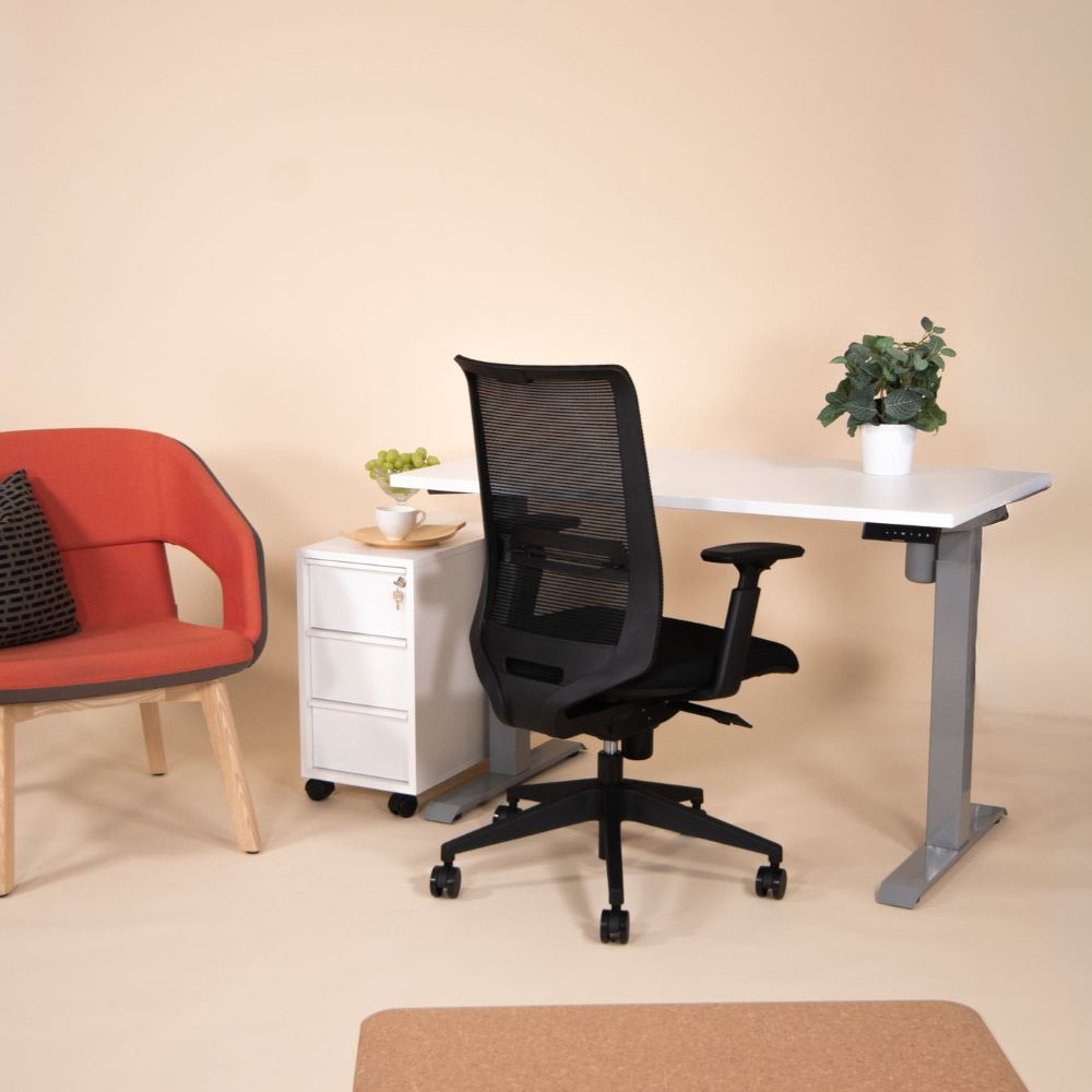 Home one sähköpöytä ja muut edulliset sähköpöydät myy Yrityskaluston vaivaton verkkokauppa, Kasoppi.fi